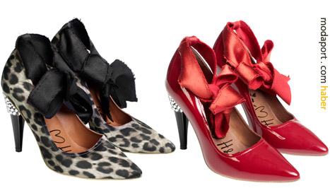 Leopar desenli ve kırmızı renklerde bilekten kurdeleyle bağlı topuklu ayakkabılar 199 TL. Lanvin for H&M koleksiyonunda bolca kurdele var.